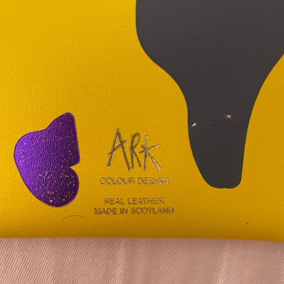 ARK colour design leather coin purse or wallet - Picture 2 of 4